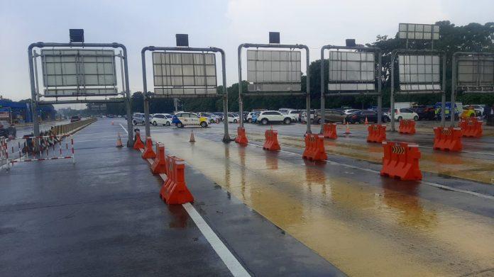 Sempat Ditutup Terendam Banjir, Ruas Tol Pondok Aren-Serpong Kembali ...