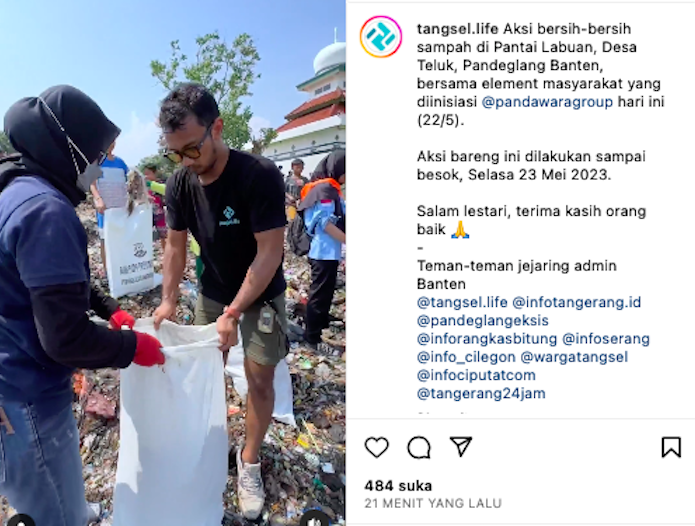 Bersih-Bersih sampah Pantai Teluk Labuan