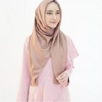 hijab segi empat