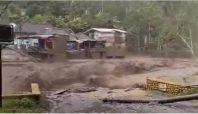 Banjir lahar dinngin Lumajang