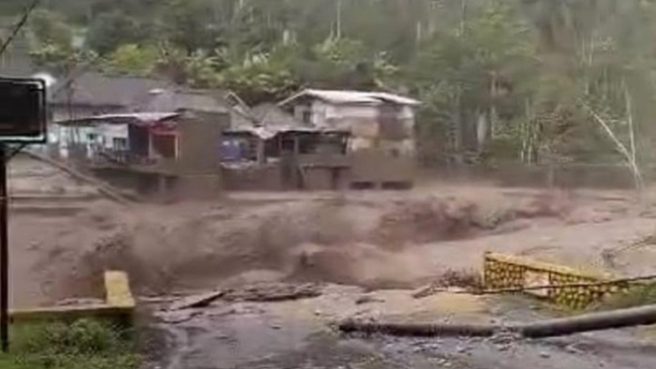 Banjir lahar dinngin Lumajang