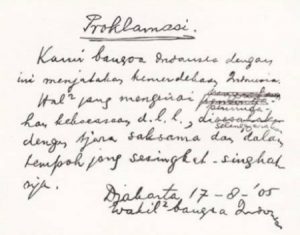 Teks Proklamasi ditulis tangan Soekarno