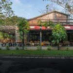 Cafe outdoor di Bintaro