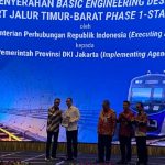 MRT Jalur Timur-Barat atau MRT East-West Line Dimulai