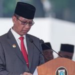 (Pj) Gubernur DKI Jakarta, Heru Budi Hartono, menegaskan tidak akan menerapkan aturan ganjil genap selama 24 jam (gage 24 jam).