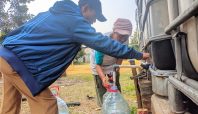 29.500 liter air bersih didistribusikan oleh BPBD Tangsel