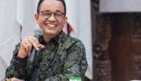 Anies Baswedan, beri tanggapan atas bergabungnya Partai Demokrat ke Koalisi Indonesia Maju (KIM).