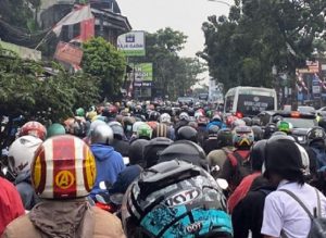 macet panjang Ciputat menuju Jakarta Selatan diprediksi berlangsung 3 bulan