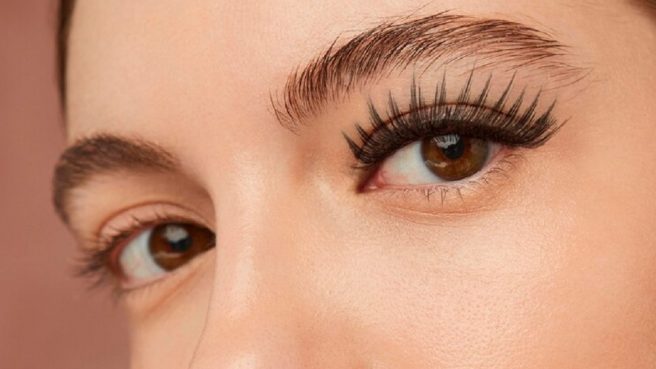 Melepas Eyelash Extension