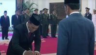 Jokowi Lantik Mentan