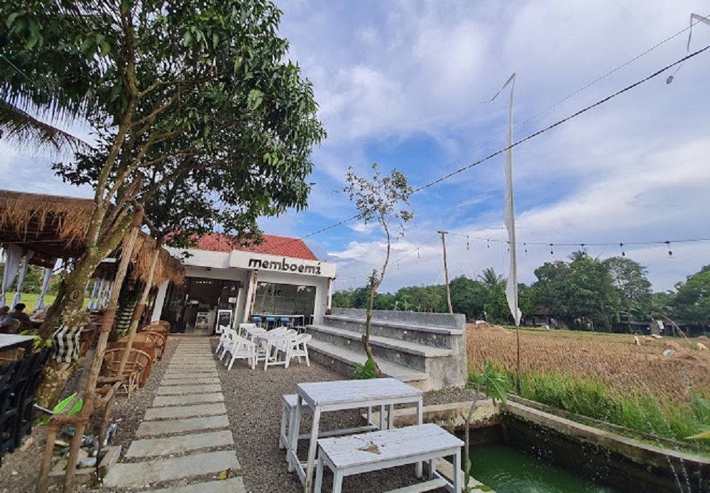 Cafe dekat alun-alun Tigaraksa Tangerang