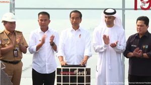 Jokowi resmikan PLTS Terapung Waduk Cirata
