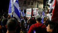 warga Israel demo PM Benjamin Netanyahu