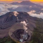 Jalur pendakian Gunung Marapi