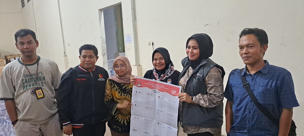 KPU Tangsel menerima surat suara