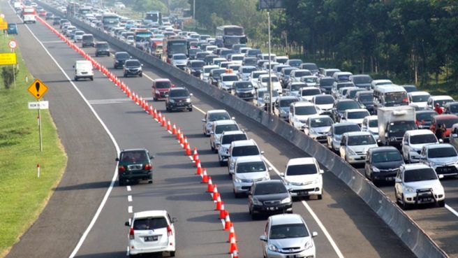 rekayasa lalu lintas, contraflow tol Jakarta-Cikampek