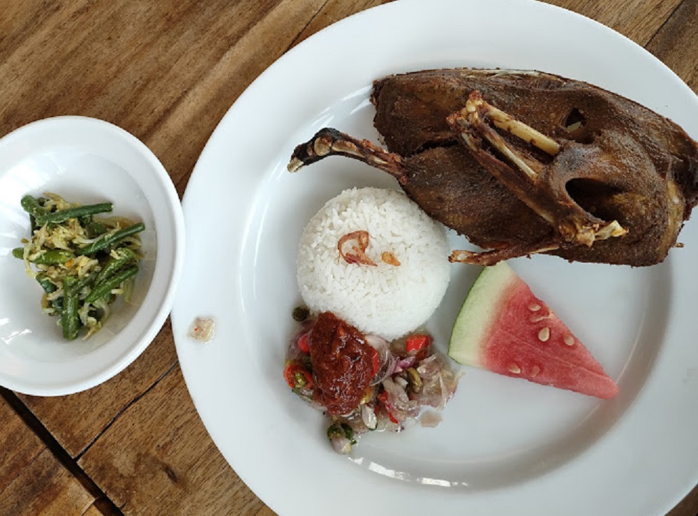 Resto Bebek di Tangerang Selatan