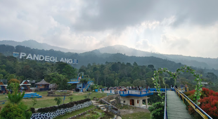 Saung Biru Pandeglang