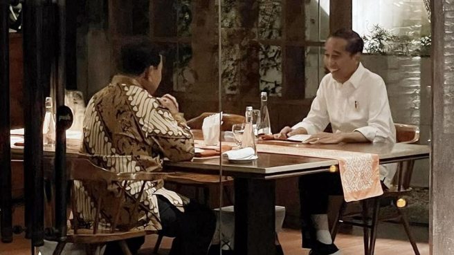 Prabowo dan Jokowi Makan Malam Bersama