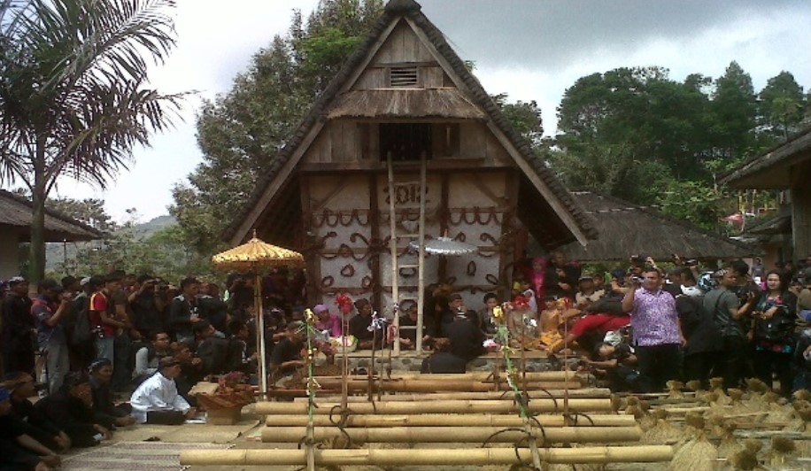 Adat di Banten