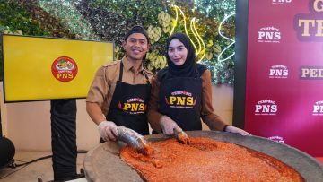 Peresmian Tempong PNS oleh Bara Ilham (Tanboy Kun) dan Anasiha Putri Sakinah