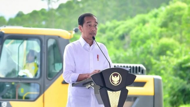 Presiden Jokowi ajak masyarakat berantas judi online