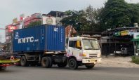 Organisasi unpam demo terkait jadwal operasional truk di Tangsel