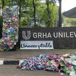 Greenpeace datangi kantor Unilever terkait sampah