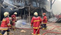 Suasana di lokasi insiden kebakaran percetakan di Pondok Aren