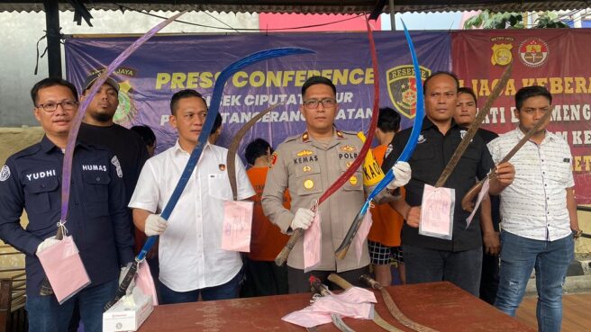 Polsek Ciputat Timur menangkap 5 remaja pelaku tawuran