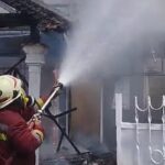 Rumah di setu tangsel terbakar