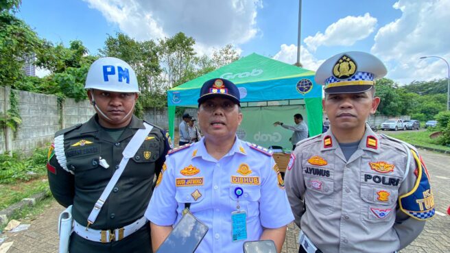 pos pantau truk wilayah perbatasan di Tangsel