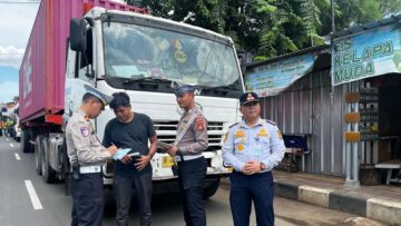 operasi razia gabungan truk