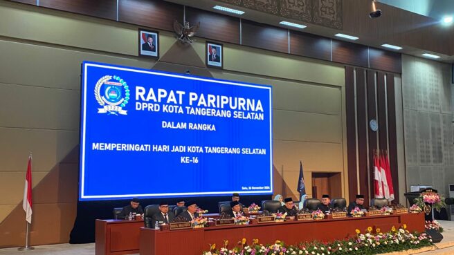 Rapat Paripurna DPRD dalam rangka HUT ke-16 Tangsel