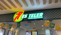 es teler 77 supermal karawaci