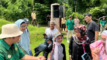 Tour Experience Aviary Park Bintaro