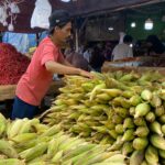 penjualan jagung di pasar ciputat