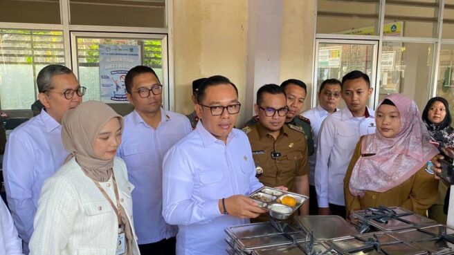 makan bergizi gratis di tangsel