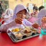 makan bergizi gratis pada sekolah di Tangsel