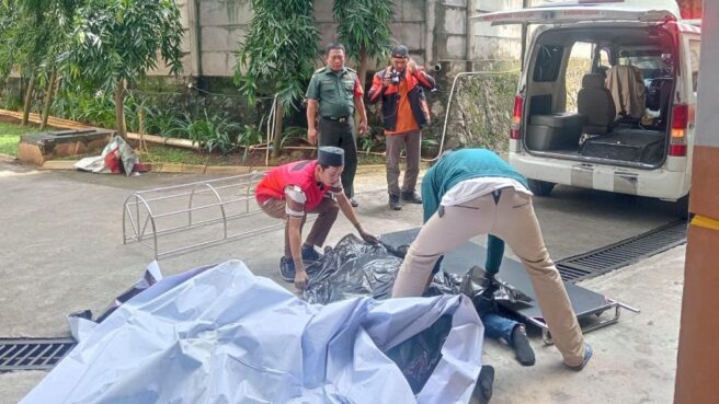 Pria tewas usai lompat dari lantai 18 apartemen di Pondok Aren