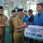 pemkot tangerang salurkan beasiswa