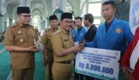 pemkot tangerang salurkan beasiswa