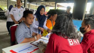 tes urin sopir dan kernet bus di tangsel jelang mudik lebaran 2025