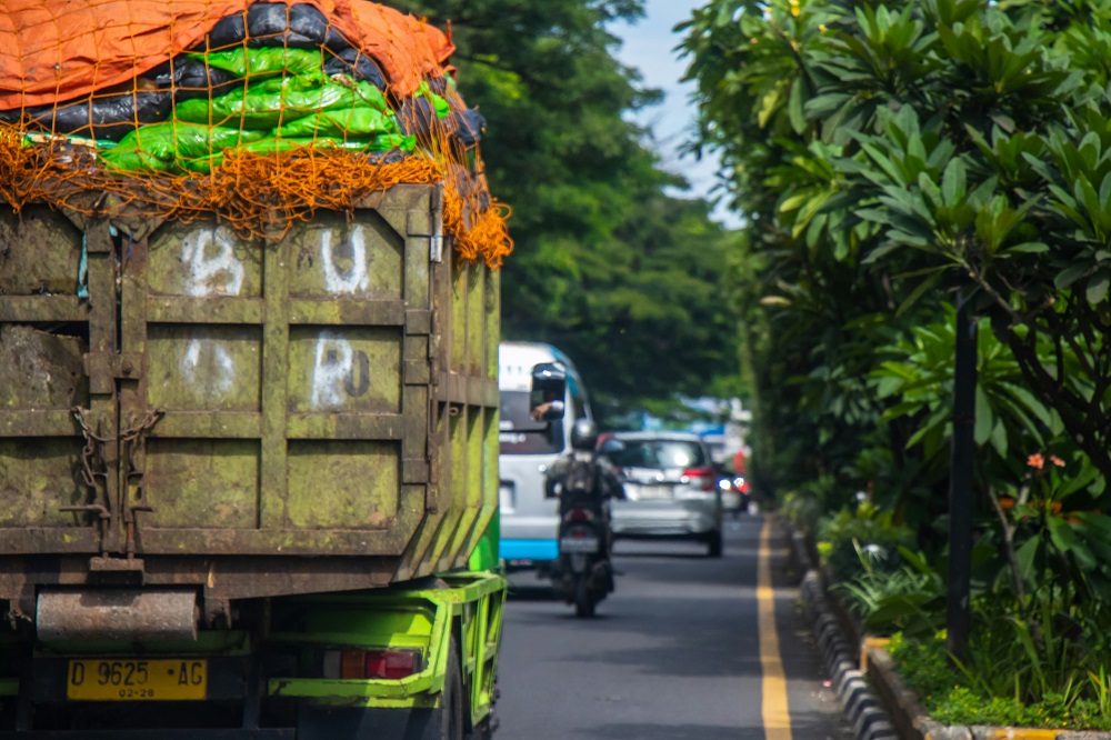 truk dilarang melintas tol saat mudik