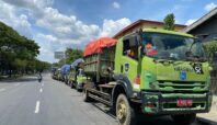 Truk pengangkut sampah Kota Tangsel