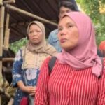 Penjual hewan kurban yang membuka lapak di lahan BMKG Tangsel, Ina Wahyuningsih. Foto: Andre Pradana/Tangselife