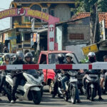 perlintasan kereta api di jombang