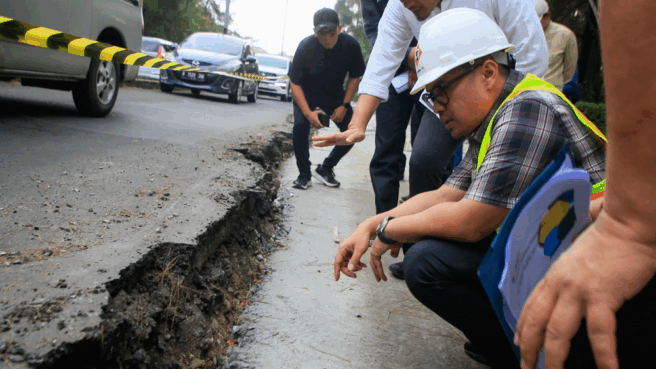 jalan griya loka raya