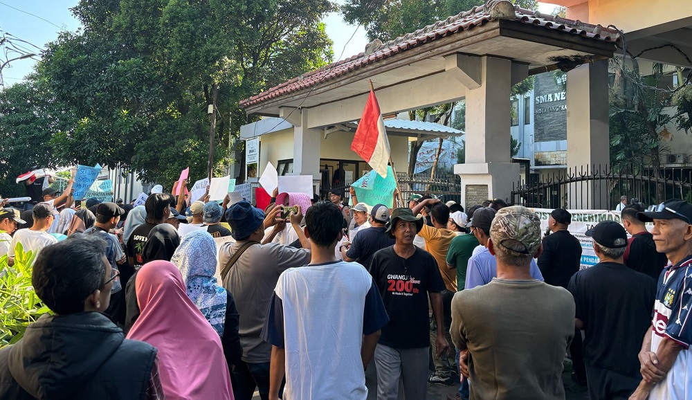 demo di SMA Negeri 3 Tangsel
