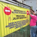 Jalan menuju SMAN 6 Tangsel ditutup warga